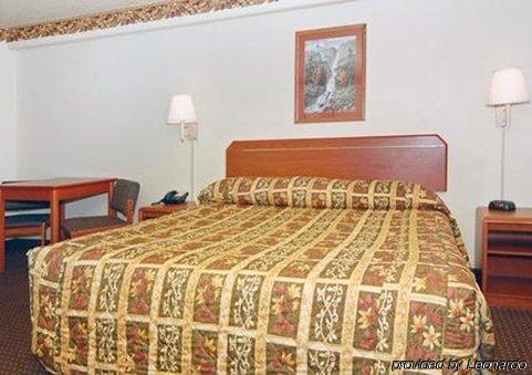 Econo Lodge City Center Portland Bilik gambar